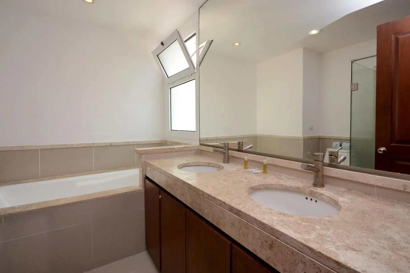 Luxury And Confort In Quadra Alea Playa del Carmen Mexiko