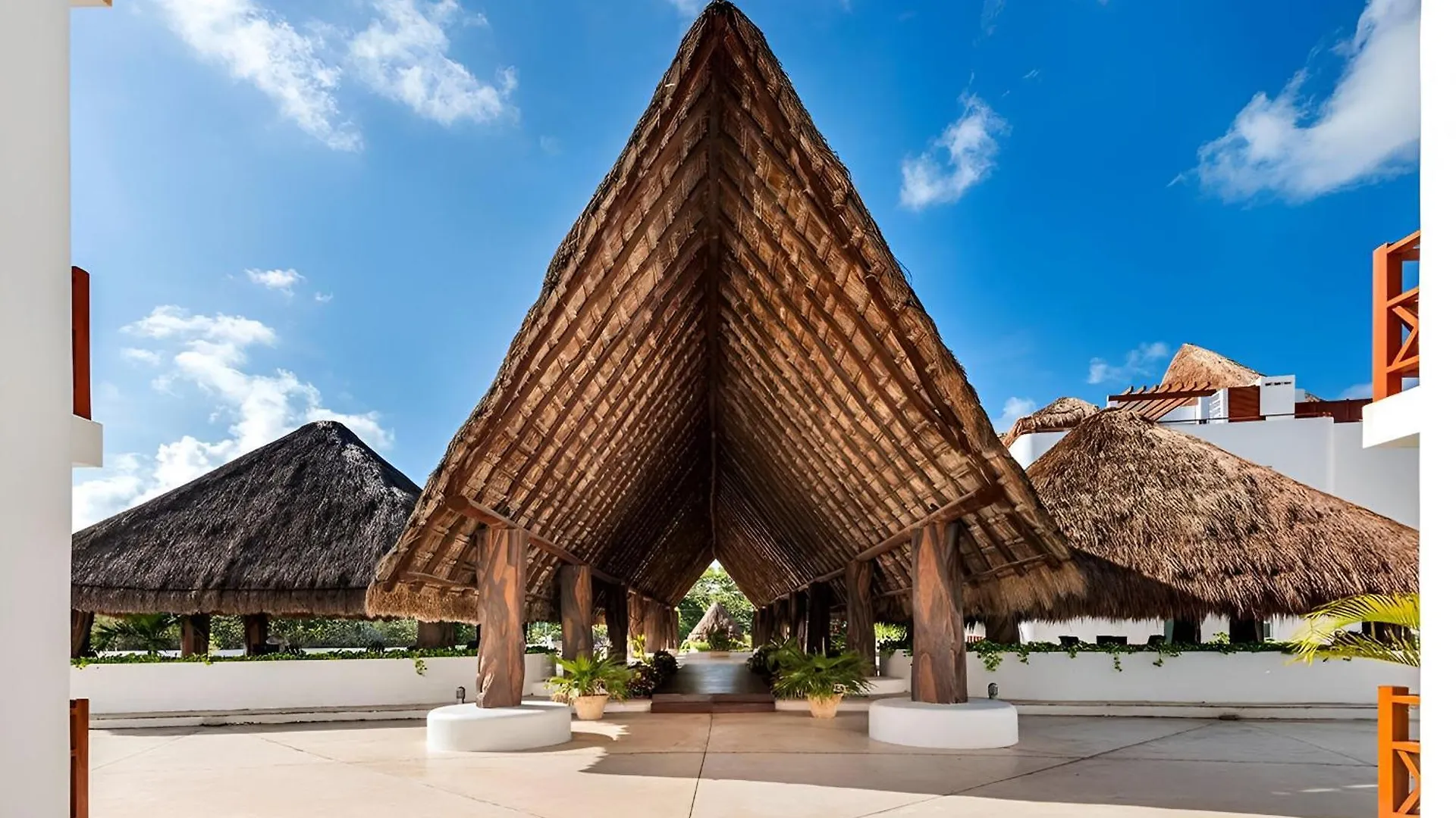 Luxury And Confort In Quadra Alea Playa del Carmen Mexiko